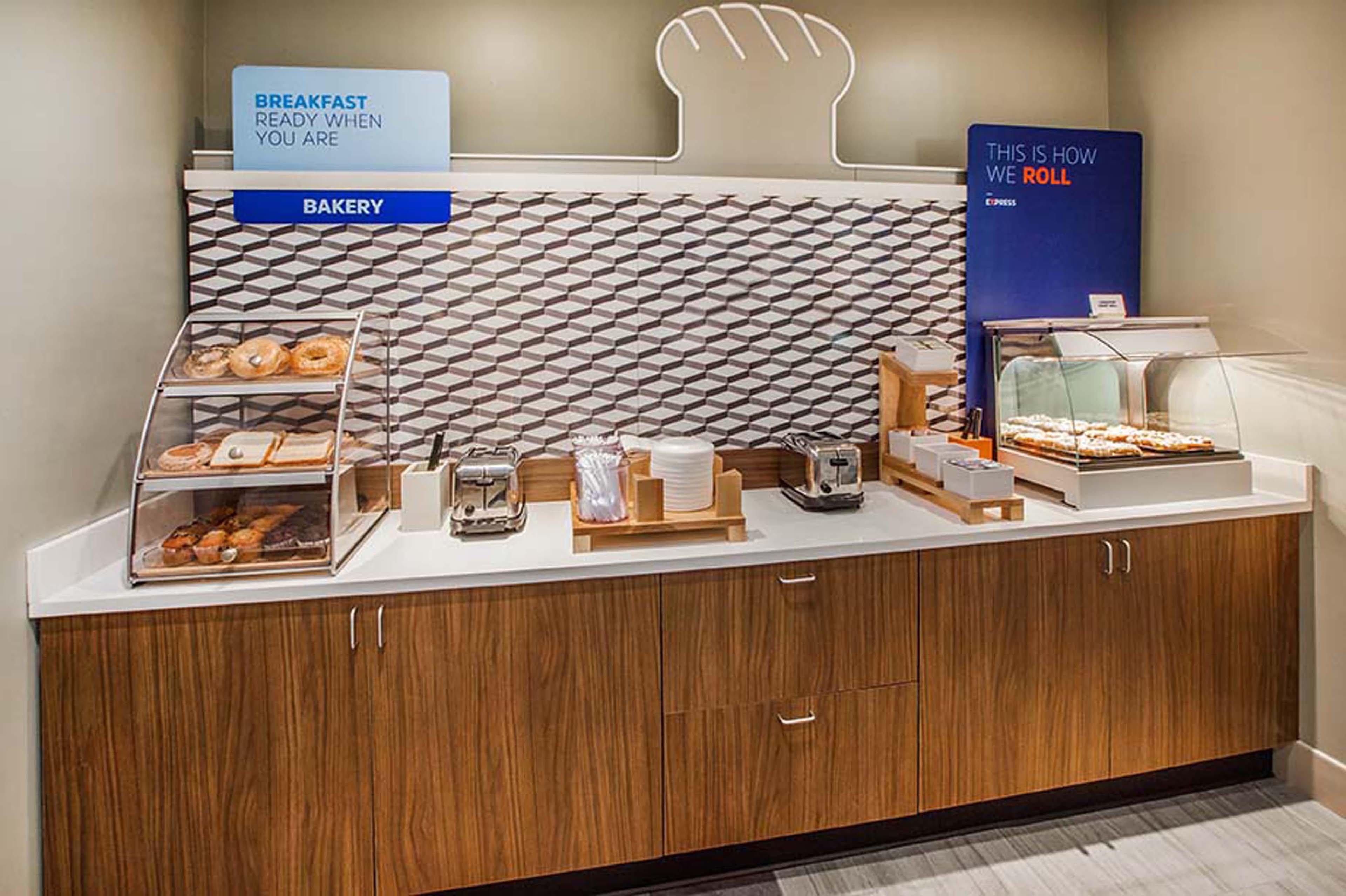 Holiday Inn Express Nashville-Opryland By Ihg Εξωτερικό φωτογραφία